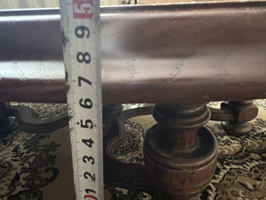 Стіл журнальний - дубовий