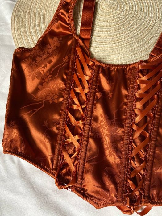 Корсет Urban Outfitters