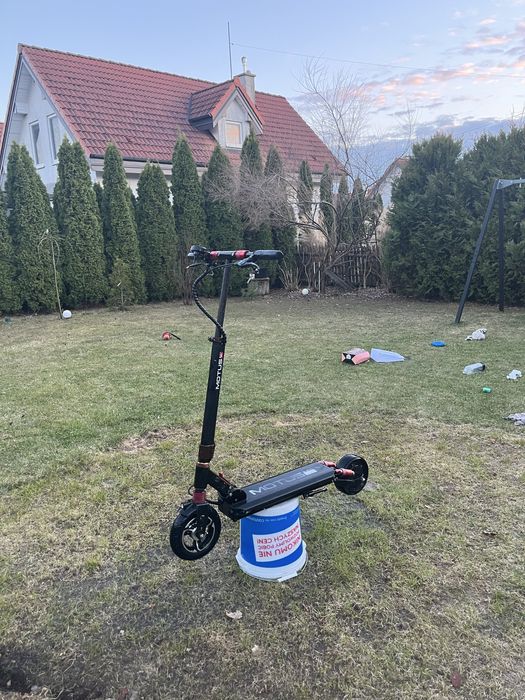 Hulajnoga Elektryczna Motus 8.5 pro lite