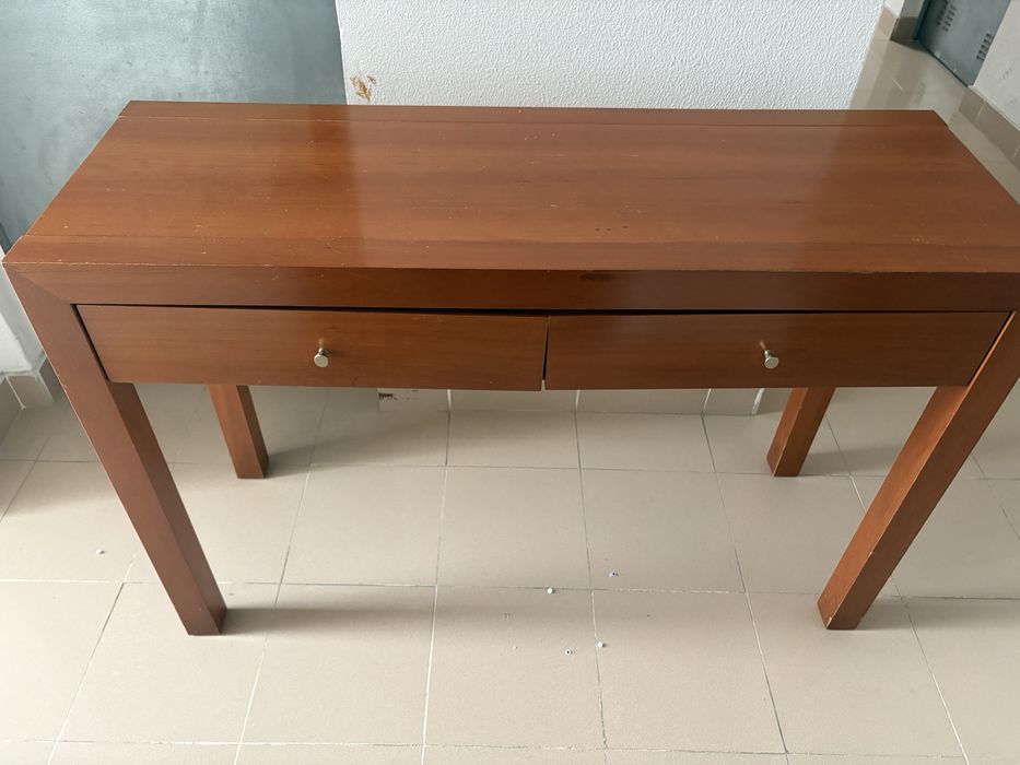 Movel entrada ou quarto com gavetas