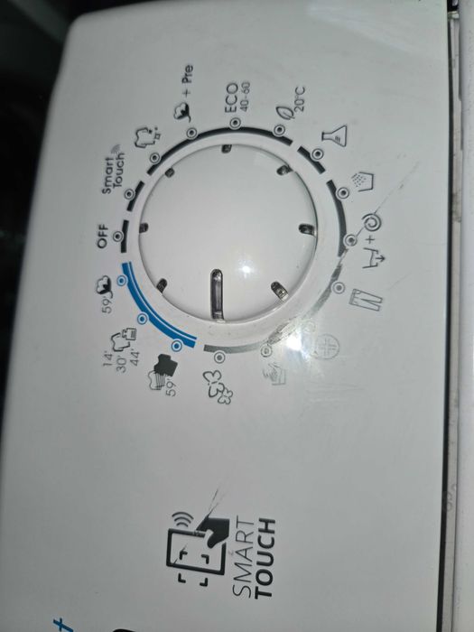 Pralka Candy .Smart . 40 cm.8kg/1400 obr.Po serwisie.Super model.