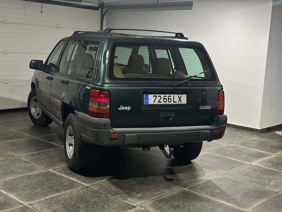 Jeep grand cherokee 2.5 td laredo