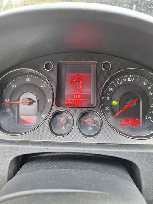 Volkswagen passat б6.