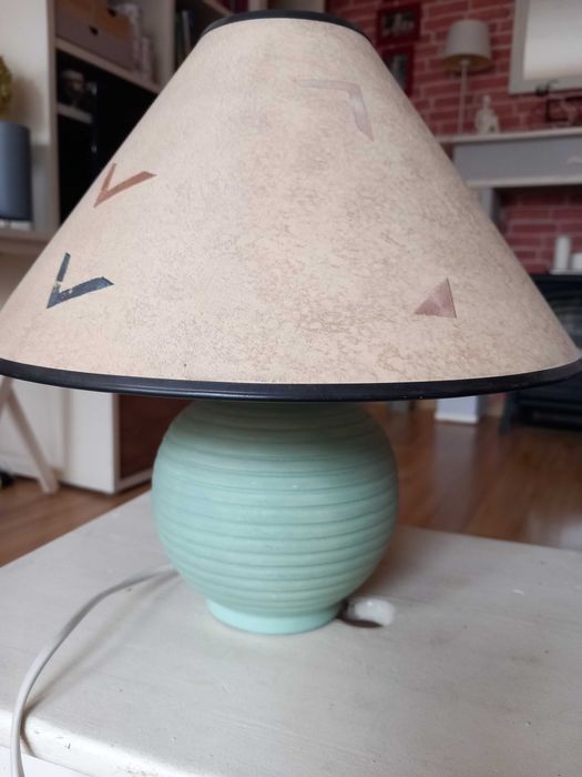 Lampka nocna nieduża kabel 1,5 m