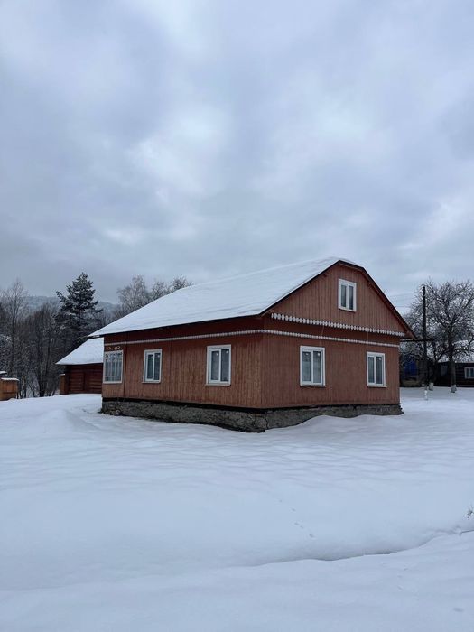 Продається гарний доглянутий будинок в с Смільна