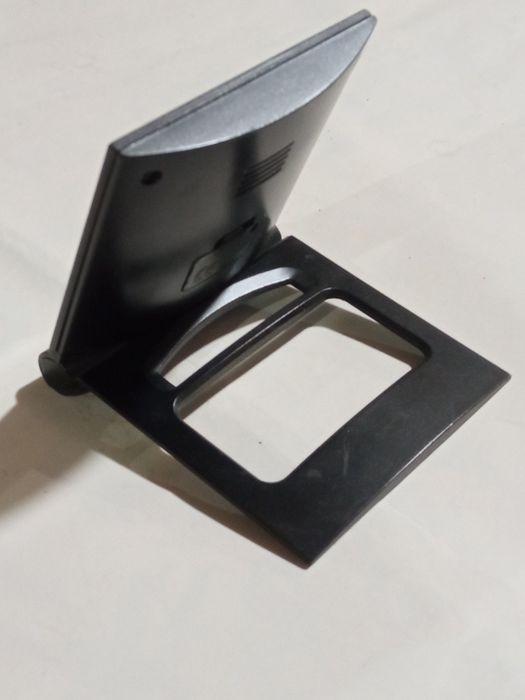 Часы будильники электронные