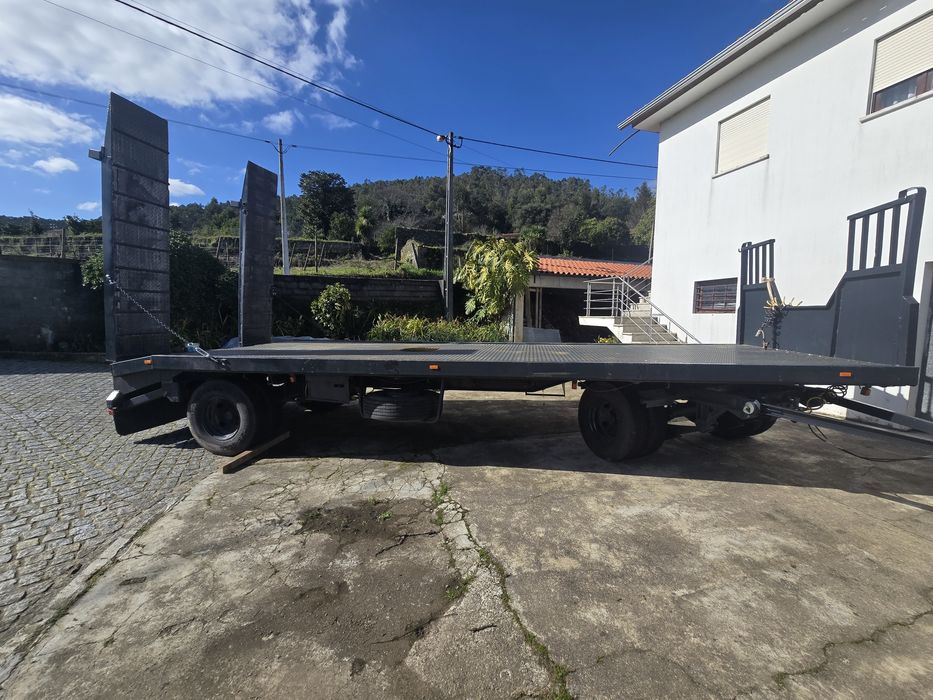 Reboque Porta Maquinas - Chico