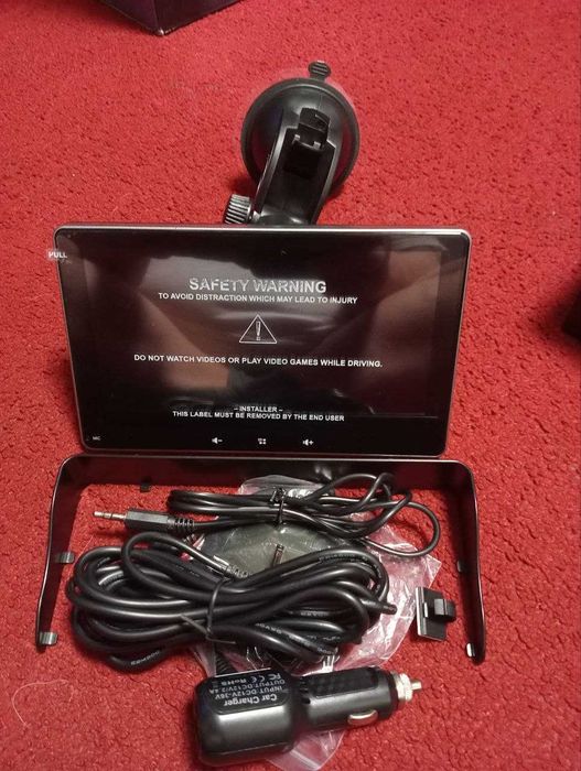 Автомобильный GPS навигатор мультимедиа 7 дюймов 12 вольт.