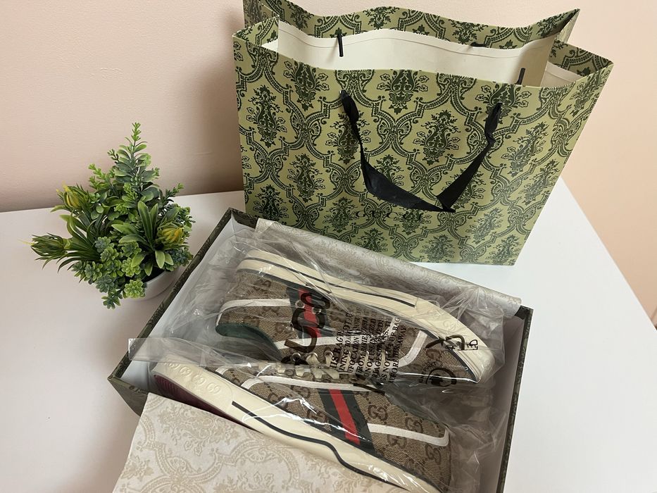 Трендові кеди від Gucci