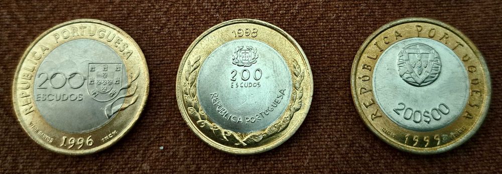3 moedas de 200 escudos bimetálicas comemorativas
