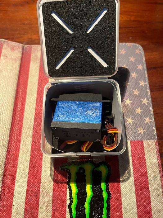 Servos Mg 35kg novos