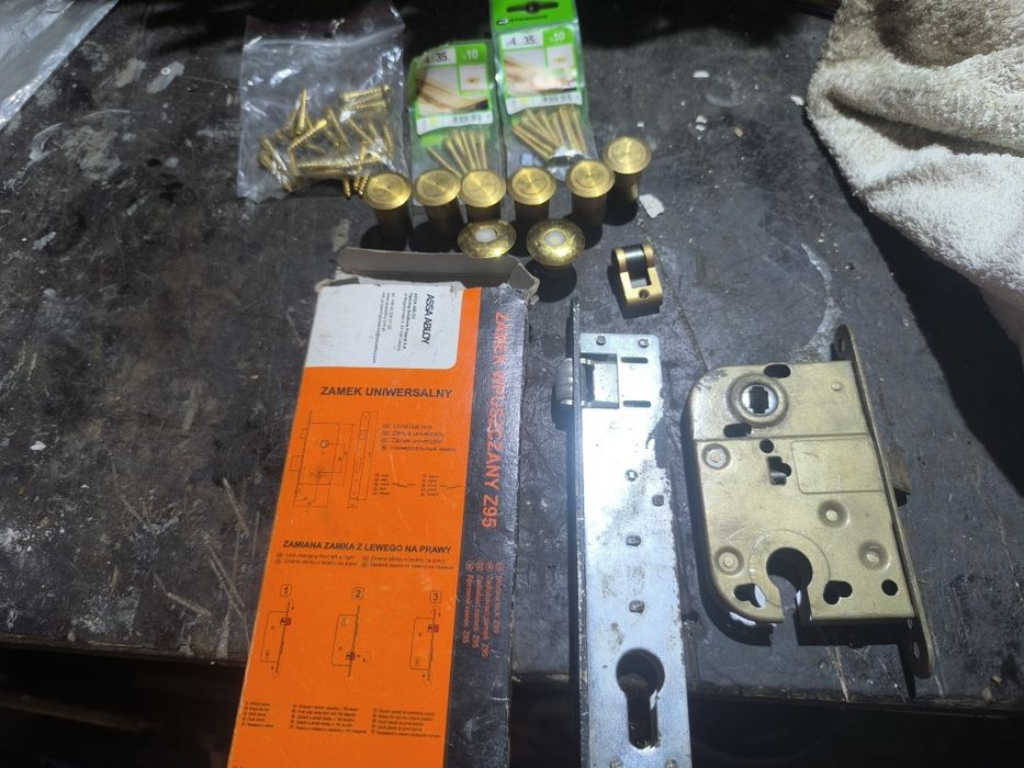 Sprzedam zamki wpuszczane