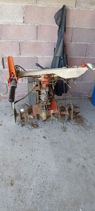 Motocultivador Kubota TF70