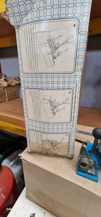 Maquina de cintar paletes