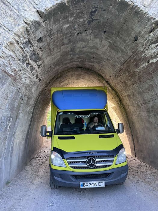 ПРОДАМ АВТО Мерседес Спрінтер з гідробортом