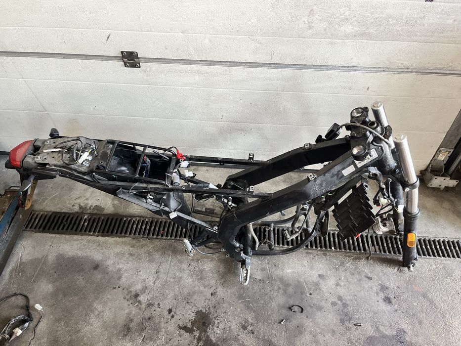 Rama derbi senda gilera aprilia 2018 instalacja