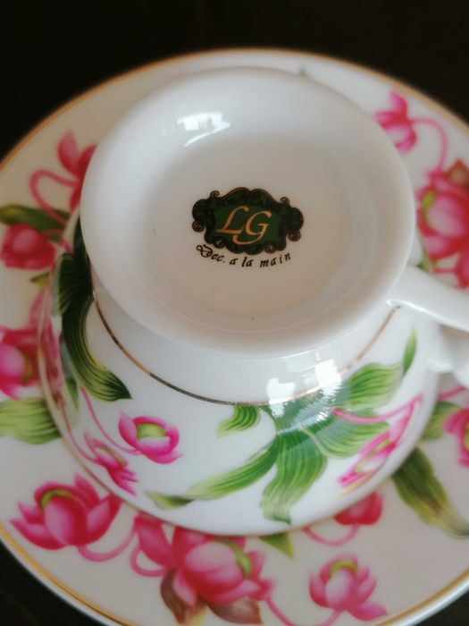 Porcelain Mugs430538867249653761