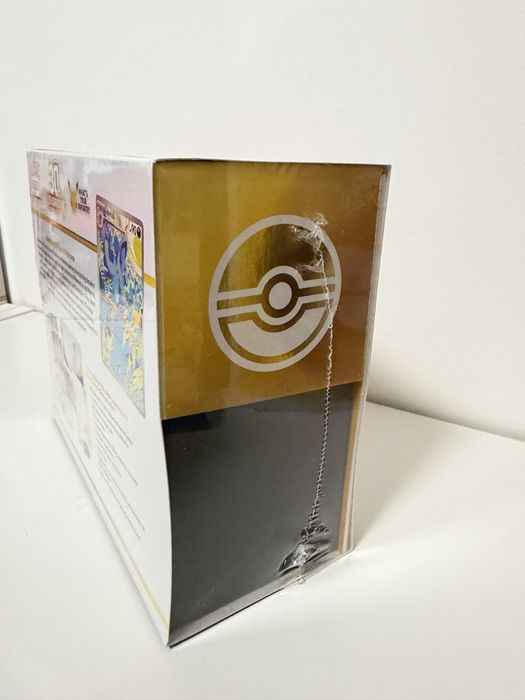 ETB 30 Anniversary Pokémon TCG (Selado)