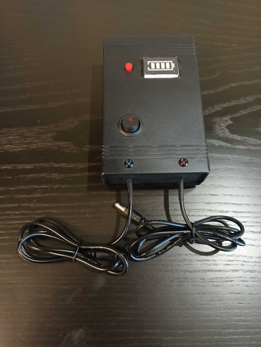 Безперебійник живлення роутерів інтернету на 2 виходи 5В або 9В та 12В