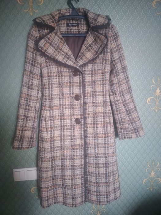 Пальто жіноче демісезоне