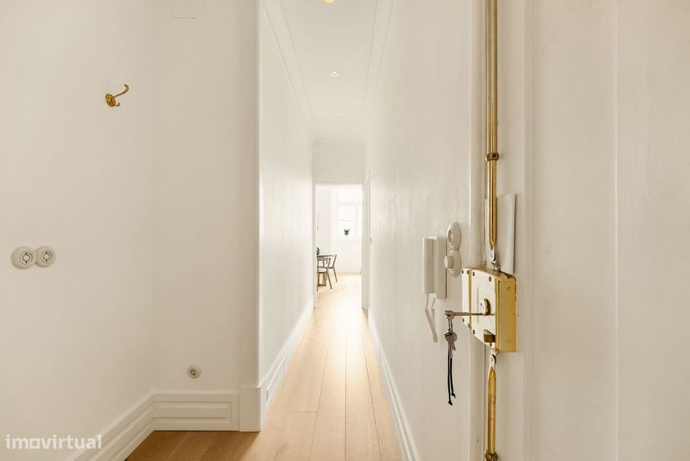 Apartamento T2 com vista, Castelo, Lisboa