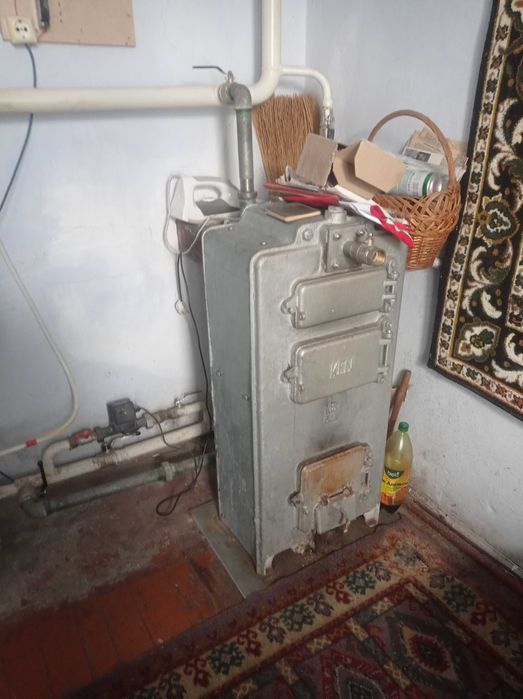 Продаю каменный дом в Яськах