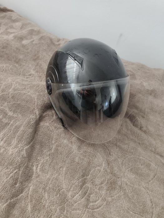 Kask ochronny na skuter/motor
