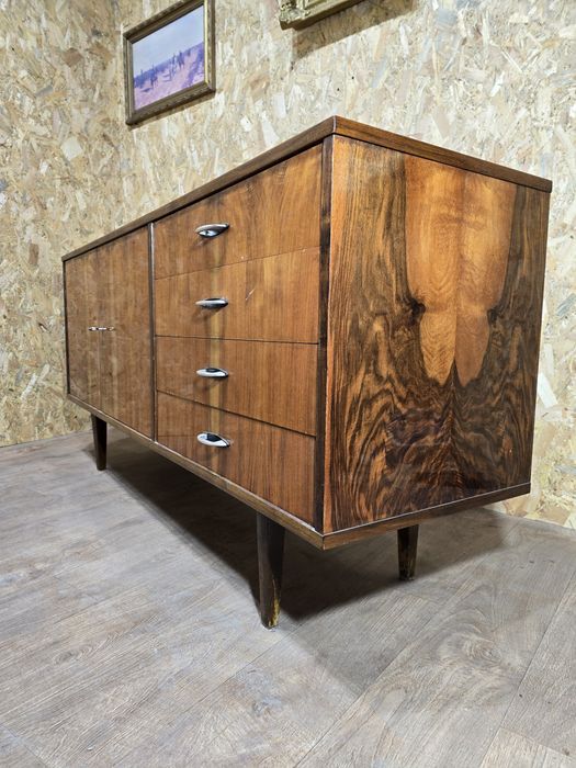 Komoda prl transport