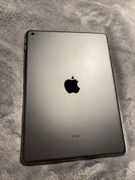 iPad (6 покоління) 128gb