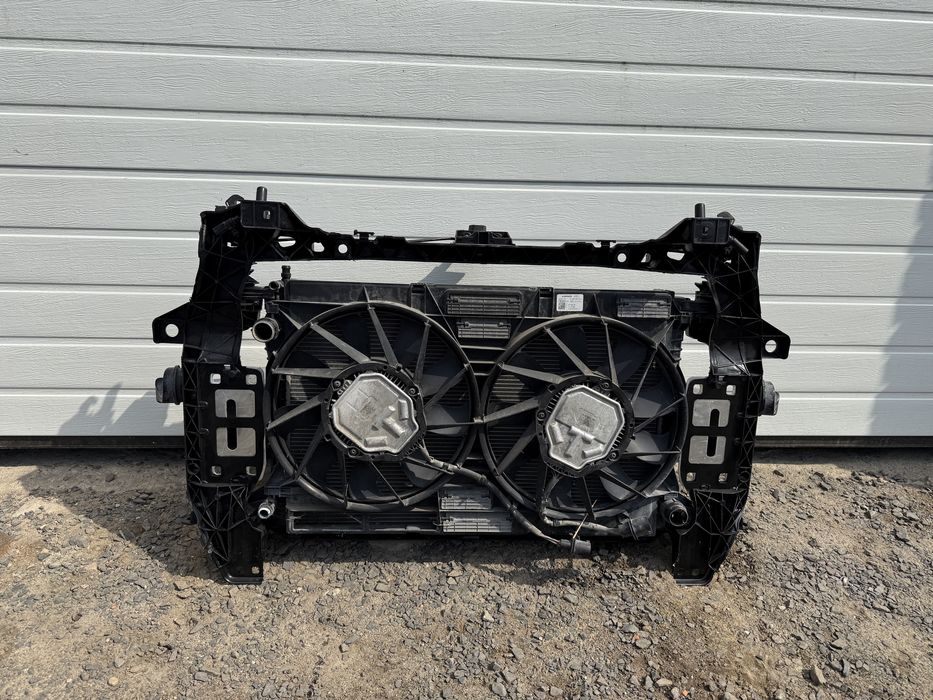 Кришка багажника  ляда  бампер Audi Q7 4M LX7W 4M0827025D