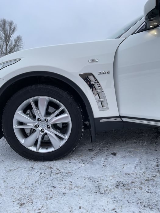 Инфинити QX-70 2015г 3.0 Дизель