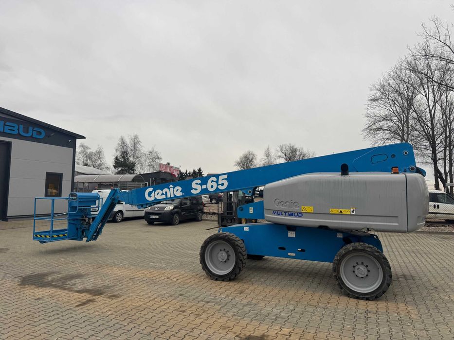 Wynajem podnośnika podest zwyżka 4x4 22 metry HAULOTTE JLG GENIE S65