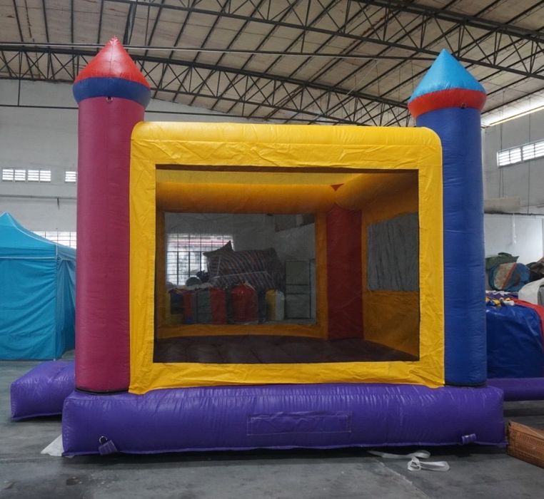 Insuflavel castelo em Pvc - Novo