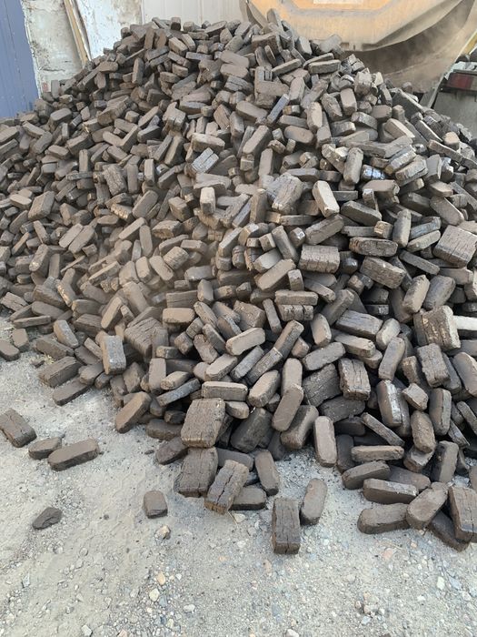 Брикети пелети вугілля брикеты пиллеты уголь