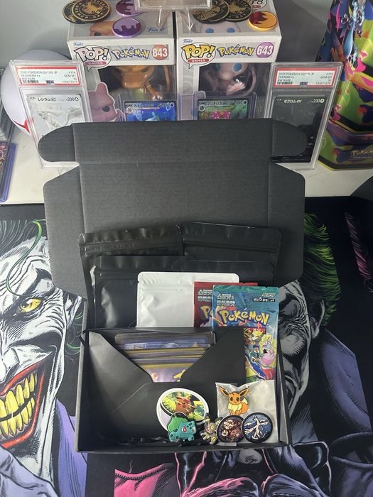 Pokemon TCG: Mystery Box