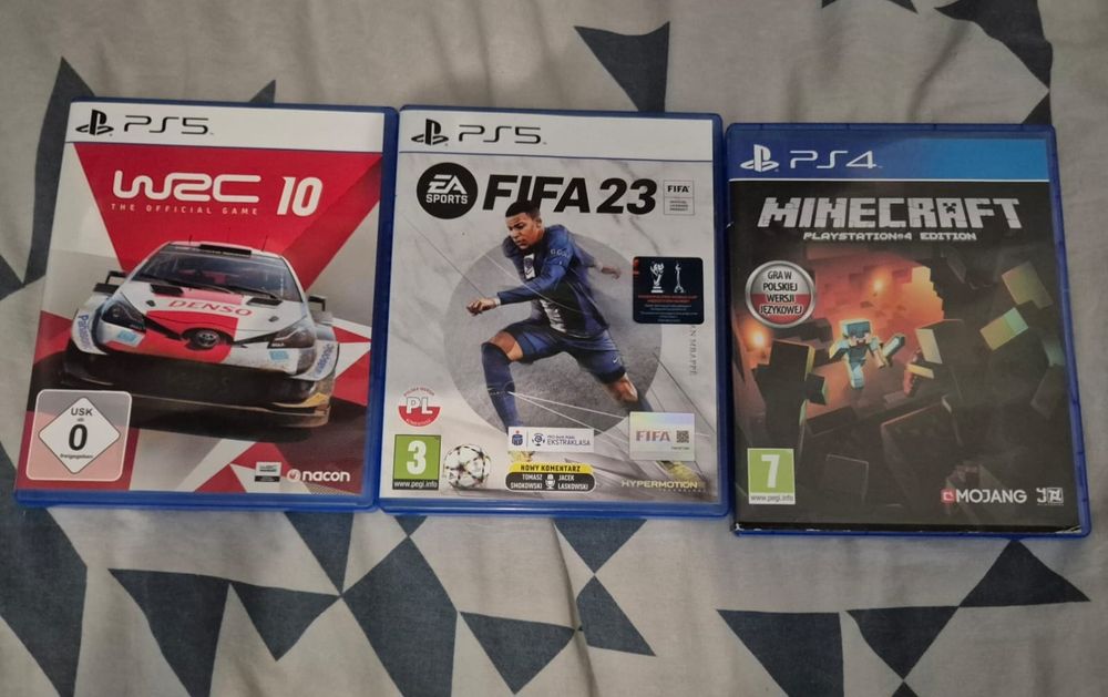 PS5 + 2 kontrolery