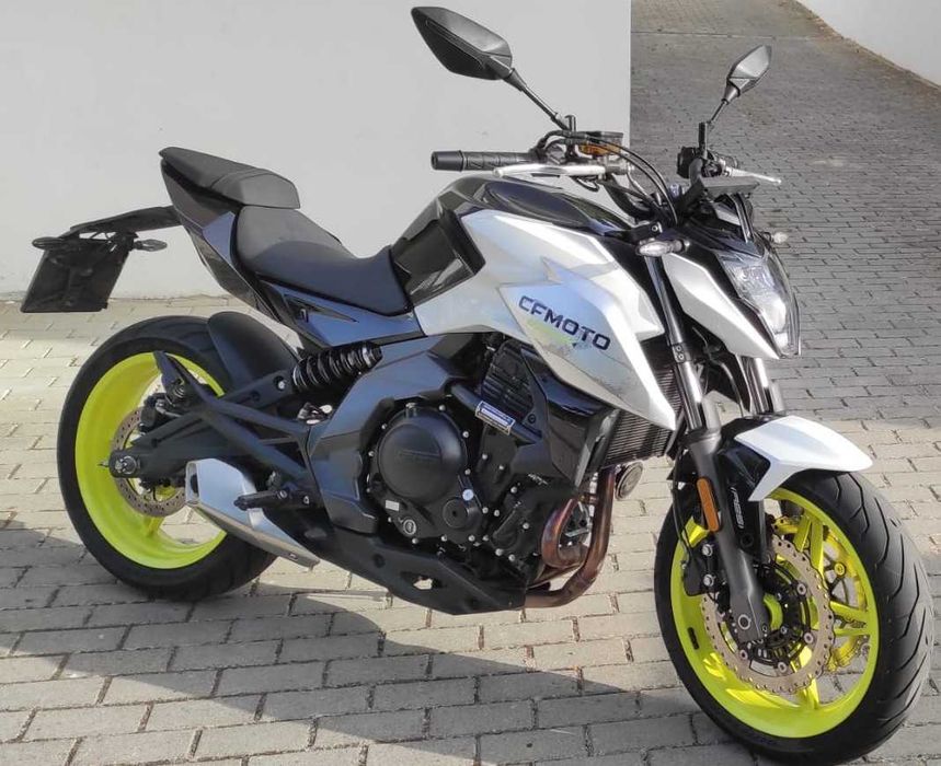 CF Moto  650  NK com Garantia