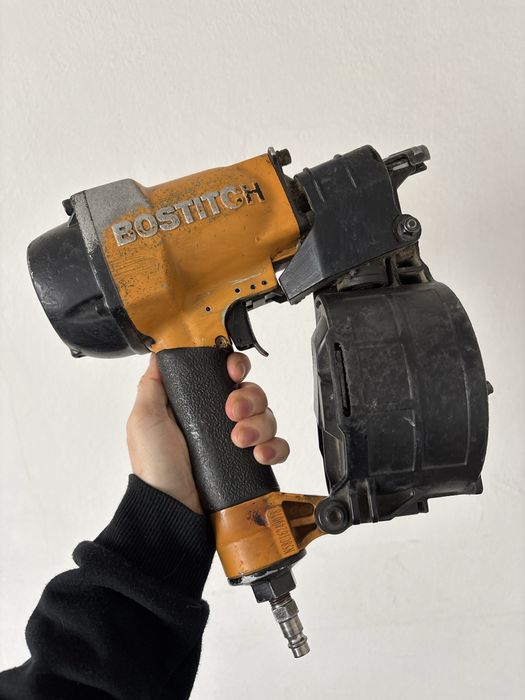 Gwoździarka pneumatyczna