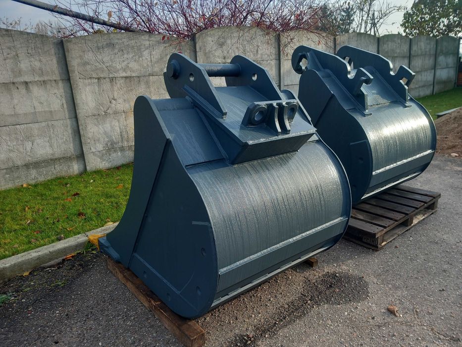 Łyżka kopiąca 1,0 m3   9000 zł netto