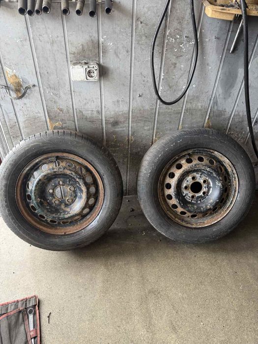 Запасне колесо на мерседес Віто 215/60/16