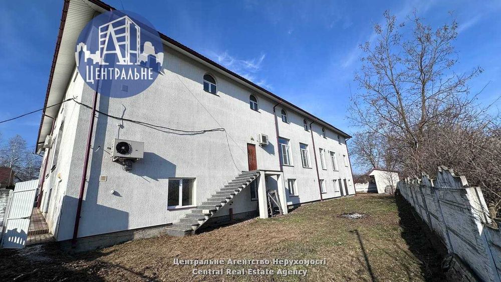 Продаж комерційного комплексу за 30 км від Чернівців