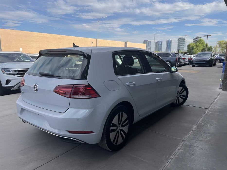 Volkswagen e-Golf SEL Premium      2019