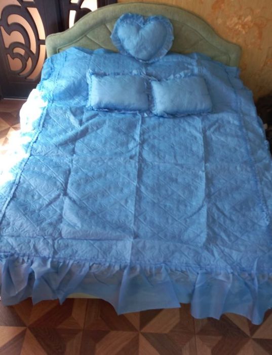 Подарочные комплекты,покрывала  для кровати