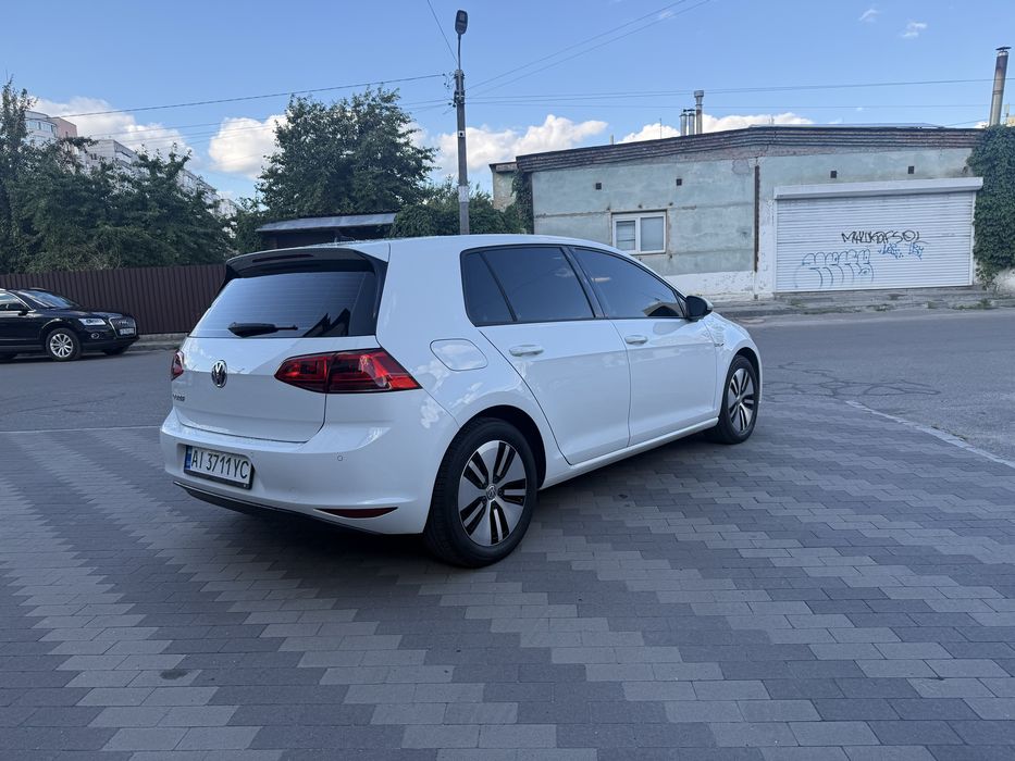 E Golf стан ідеал таких більше на ринку немає