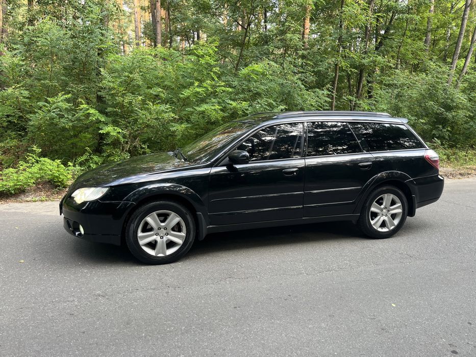 Subaru outback 2.5 газ/бенз