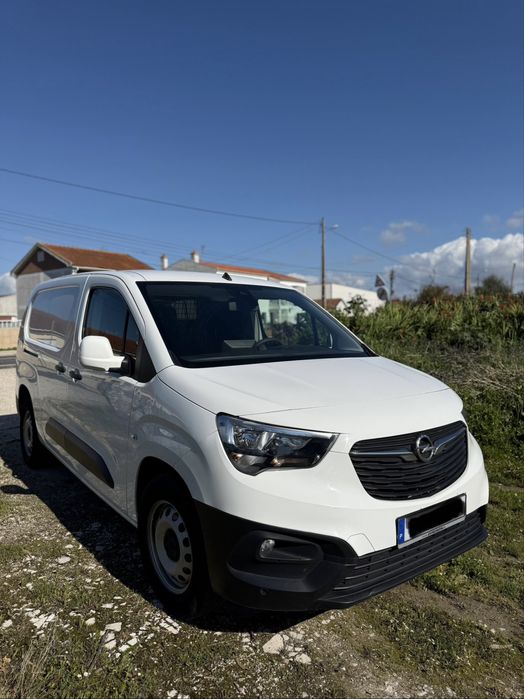 Opel Combo E Cargo 1.5 130cv de ano 2021