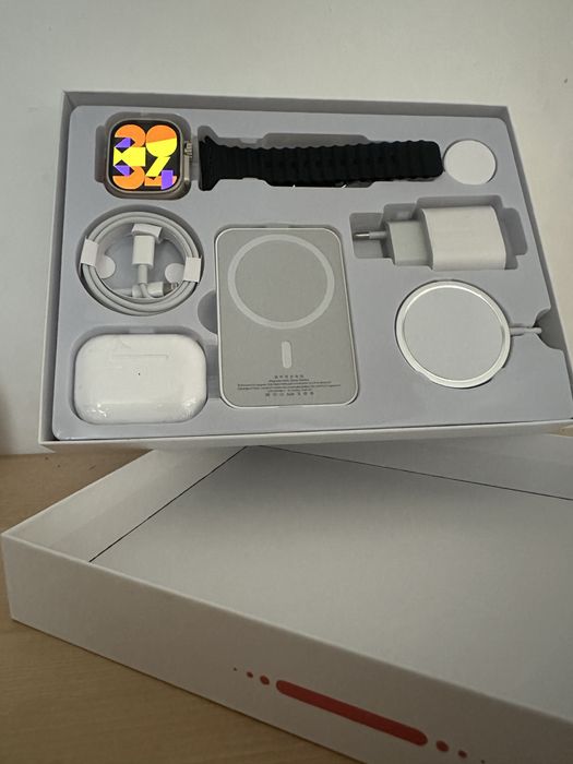Combo X8 smartwatch powerbank