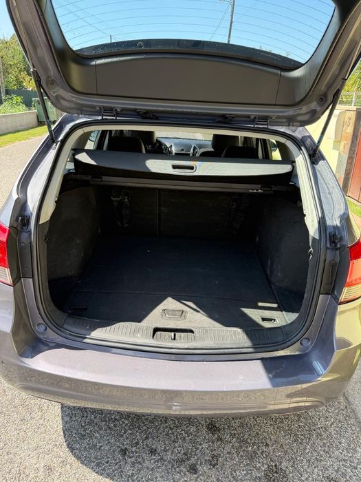 Carrinha Chevrolet Cruze - Estado irrepreensível com garantia