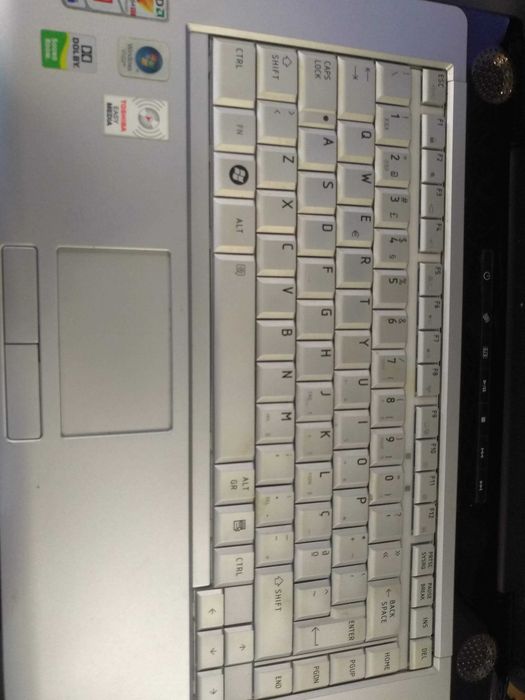 PC Toshiba para peças