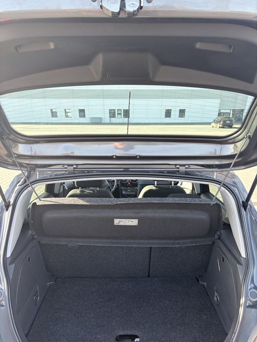 Opel Corsa 1.4 100km 2010r